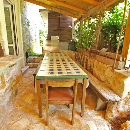 820 Apartman