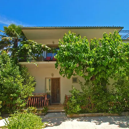 820 Rovinj